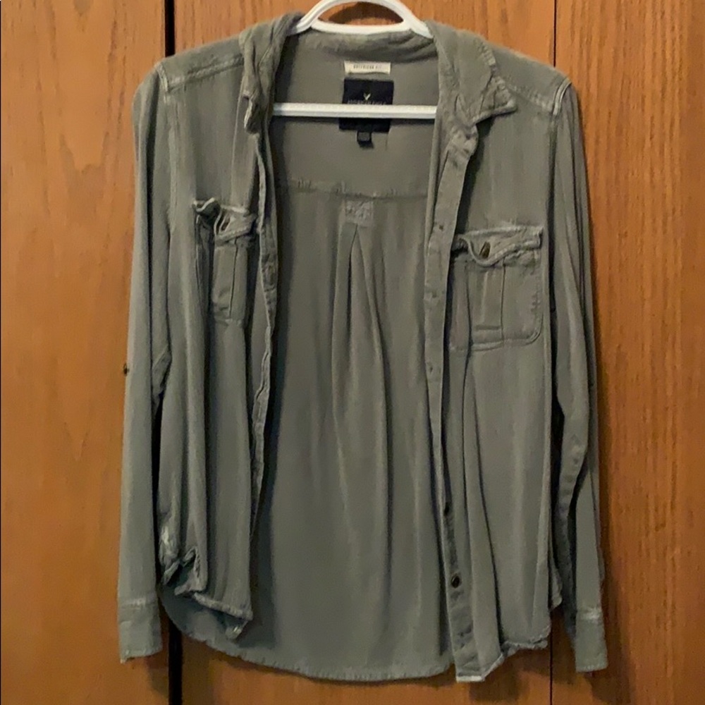 Olive green flannel/button down long sleeve shirt